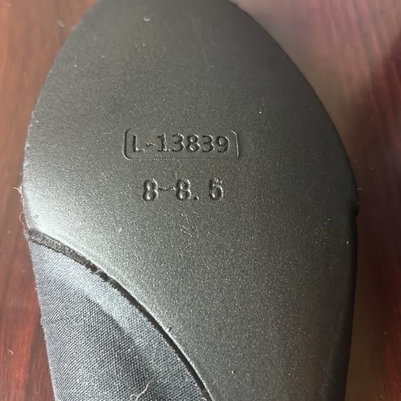 Bzees Willow Slip On Womens Mid Heel Pumps Comfort Black Gold Wedge Size 8 - Picture 13 of 14